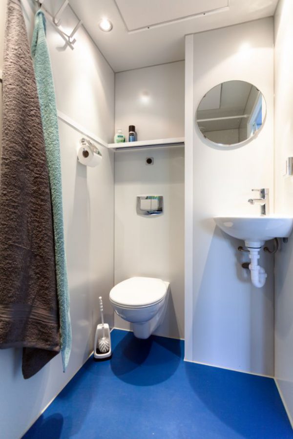 Mobiele badkamer met toilet - Afbeelding 3